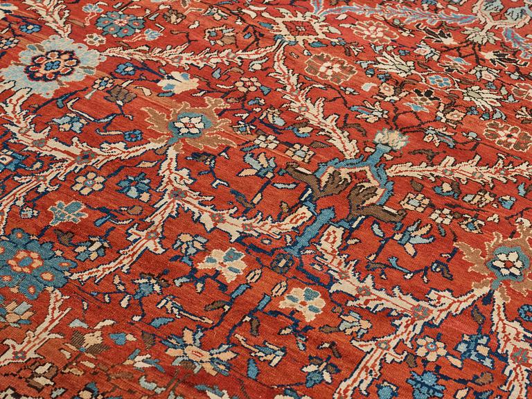 A CARPET, an antique Mahal, a so called Ziegler, ca 488-491 x 378,5-391,5 cm.