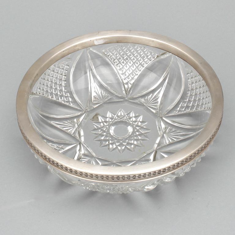 SKÅL, glas, silver, Ryssland, troligen 1910-tal.