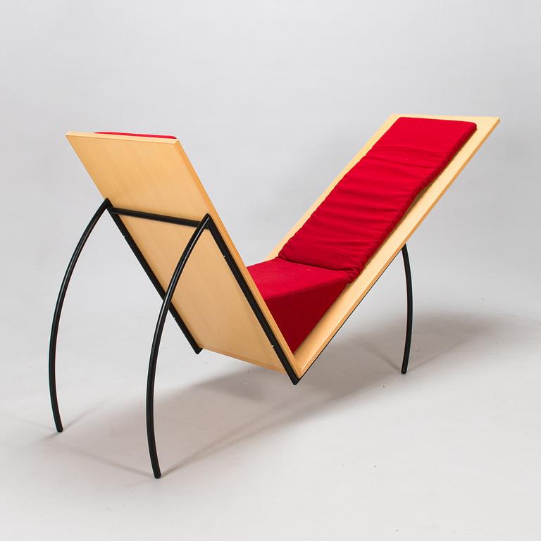 Anne Jaakkola, prototyp fåtölj, Kawase Mokko 1993.