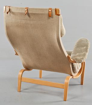 FÅTÖLJ, "Pernilla", Bruno Mathsson, Dux, 1900-talets andra hälft.