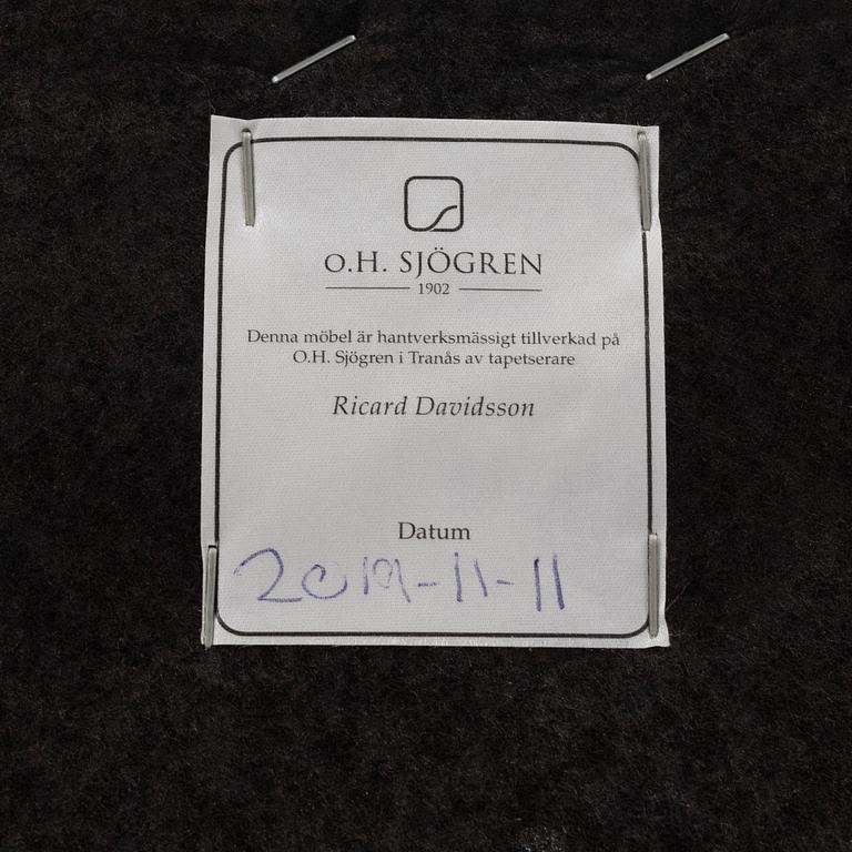 Josef Frank, a "Liljevalchs" sofa, Firma Svenskt Tenn.