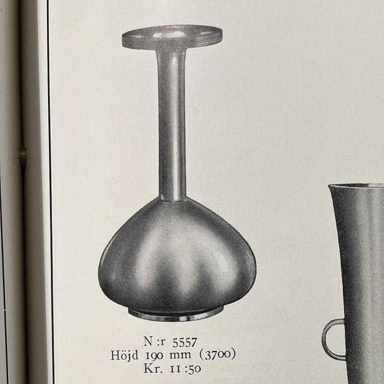 Sylvia Stave, a pewter and brass vase model 5557, C.G. Hallberg, Stockholm, 1933.