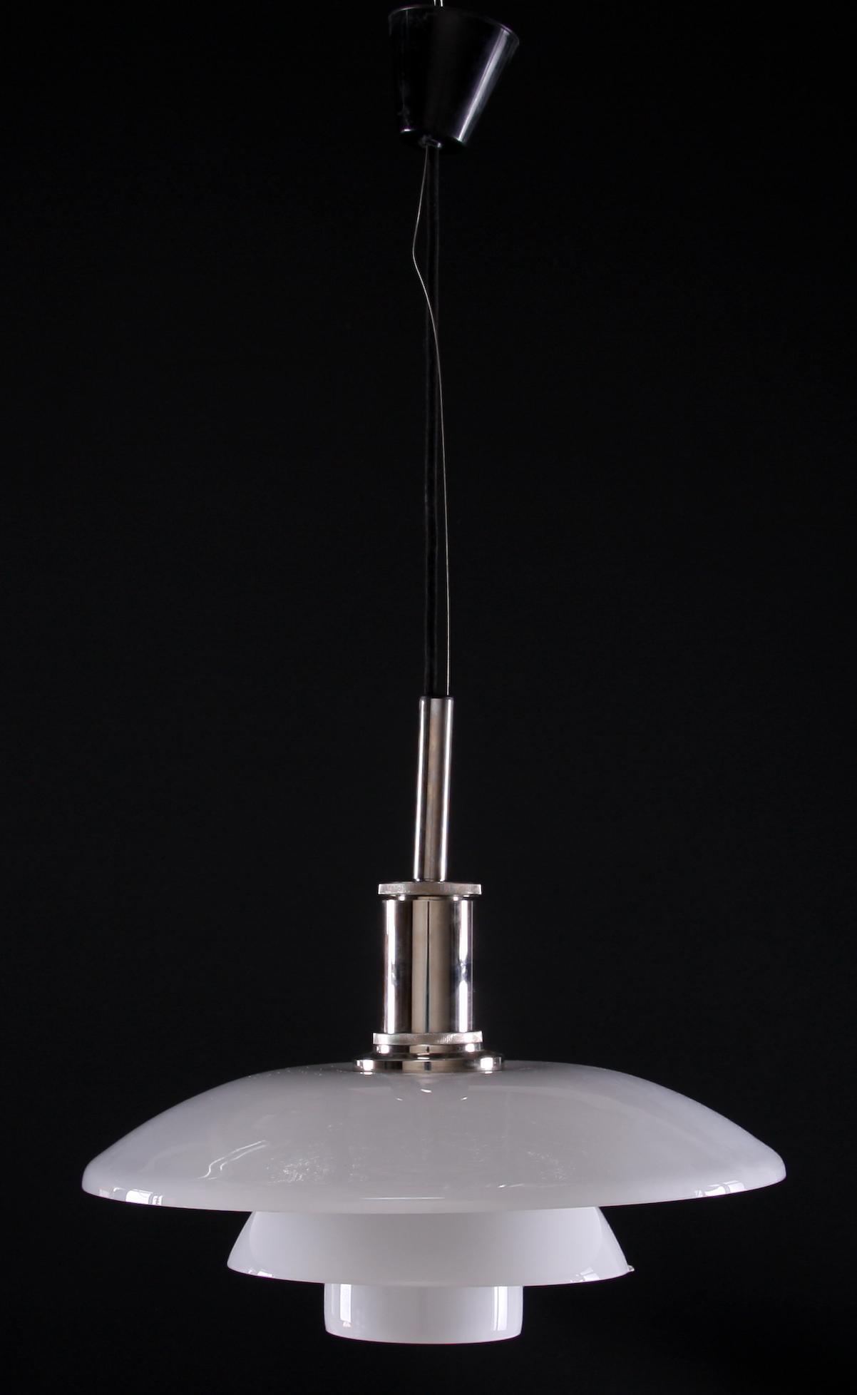 TAKLAMPA, "PH 4½-4", Poul Henningsen för Louis Poulsen.