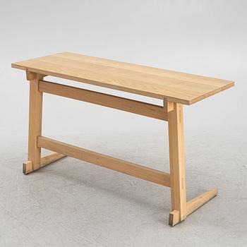 Dining table, manufactured at Sävar carpentry.