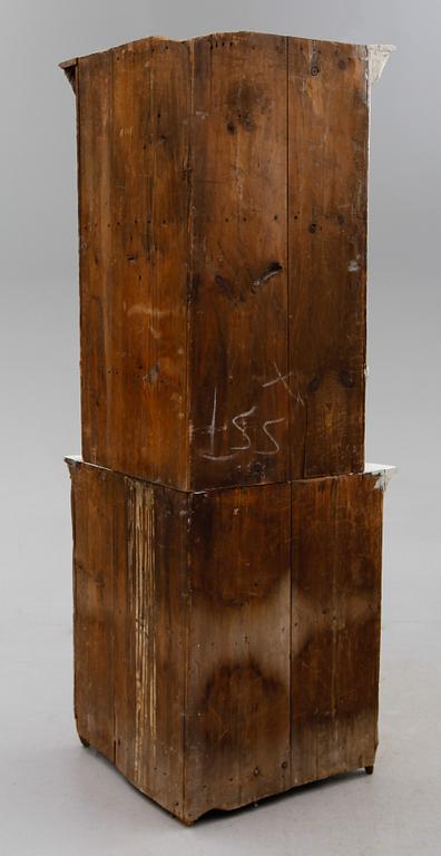 HÖRNSKÅP, allmoge, omkring år 1800.