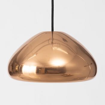 Tom Dixon, a 'Bell' ceiling lamp.