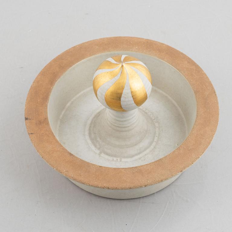 Lisa Larson, three stoneware candlesticks "Julius", "Juliana", "Angel" aswell as a bowl "Guldknopp",  Gustavsberg.