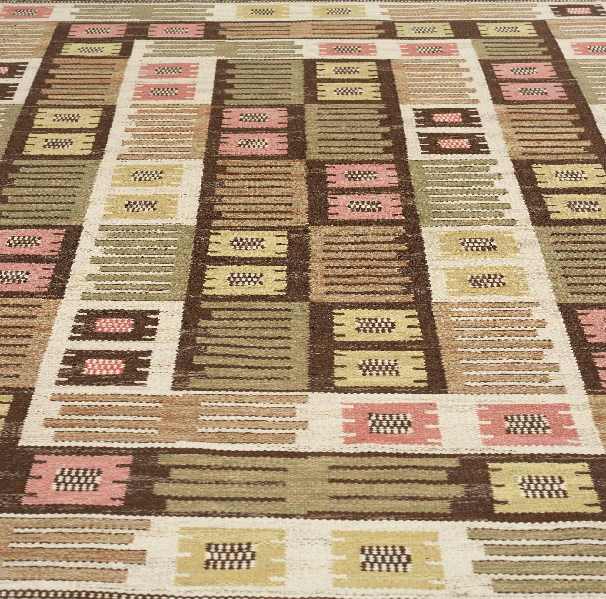Märta Måås-Fjetterström, MATTA, "Nyponblomman", rölakan, ca 245,5 x 161,5 cm, signerad AB MMF.