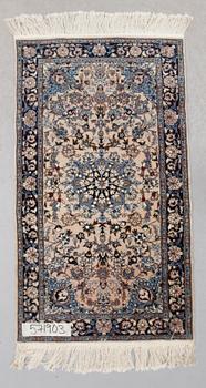MATTA, orientalisk. Ca 122 x 70 cm.
