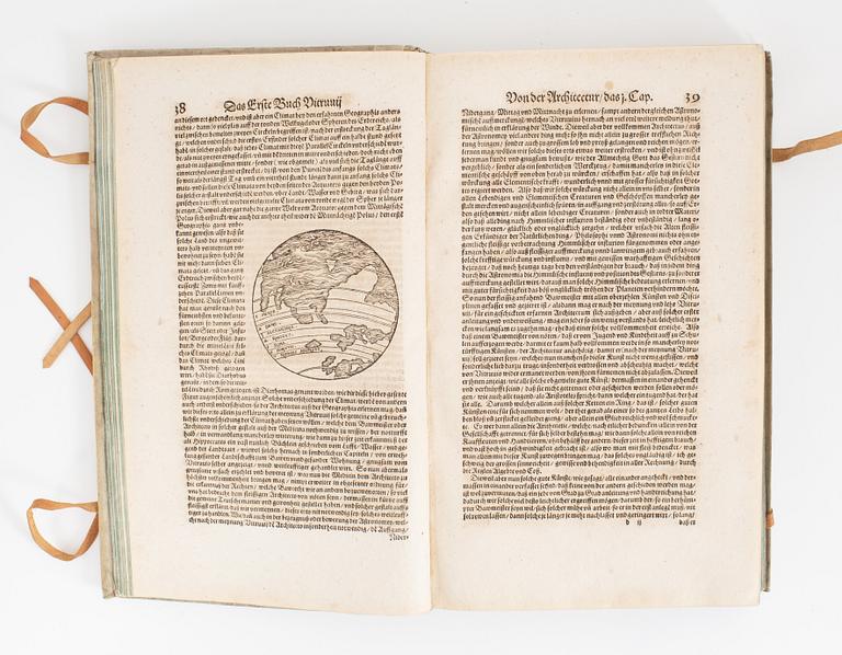Vitruvius 1614, med vackra illustrationer i träsnitt, proveniens: Ivar Tengbom.