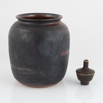 Carl-Harry Stålhane, two vases, Designhuset and Rörstrand.