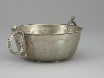 A Swedish pewter bowl by M Söderberg 1736.