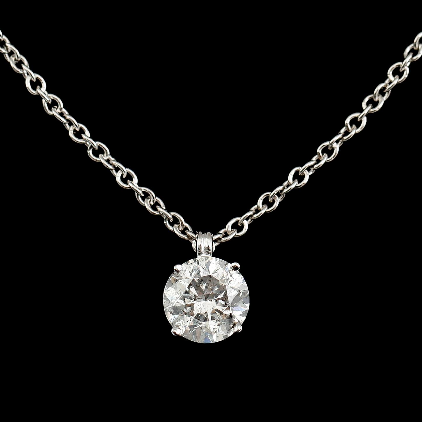 HÄNGE MED KEDJA, 18 k vitguld, briljantslipad diamant ca 1.73 ct.