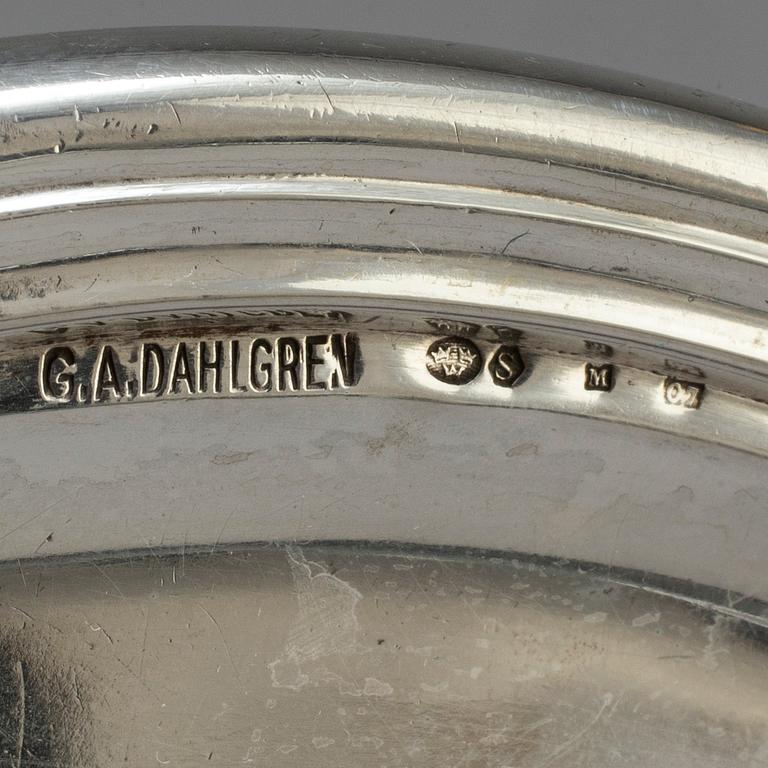 2 silver dishes. G.A. Dahlgren Malmö and David Andersen & Comp Stockholm 1916.