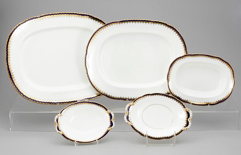MATSERVIS, 126 delar, porslin, Coalport, England, 1900-talets första hälft.