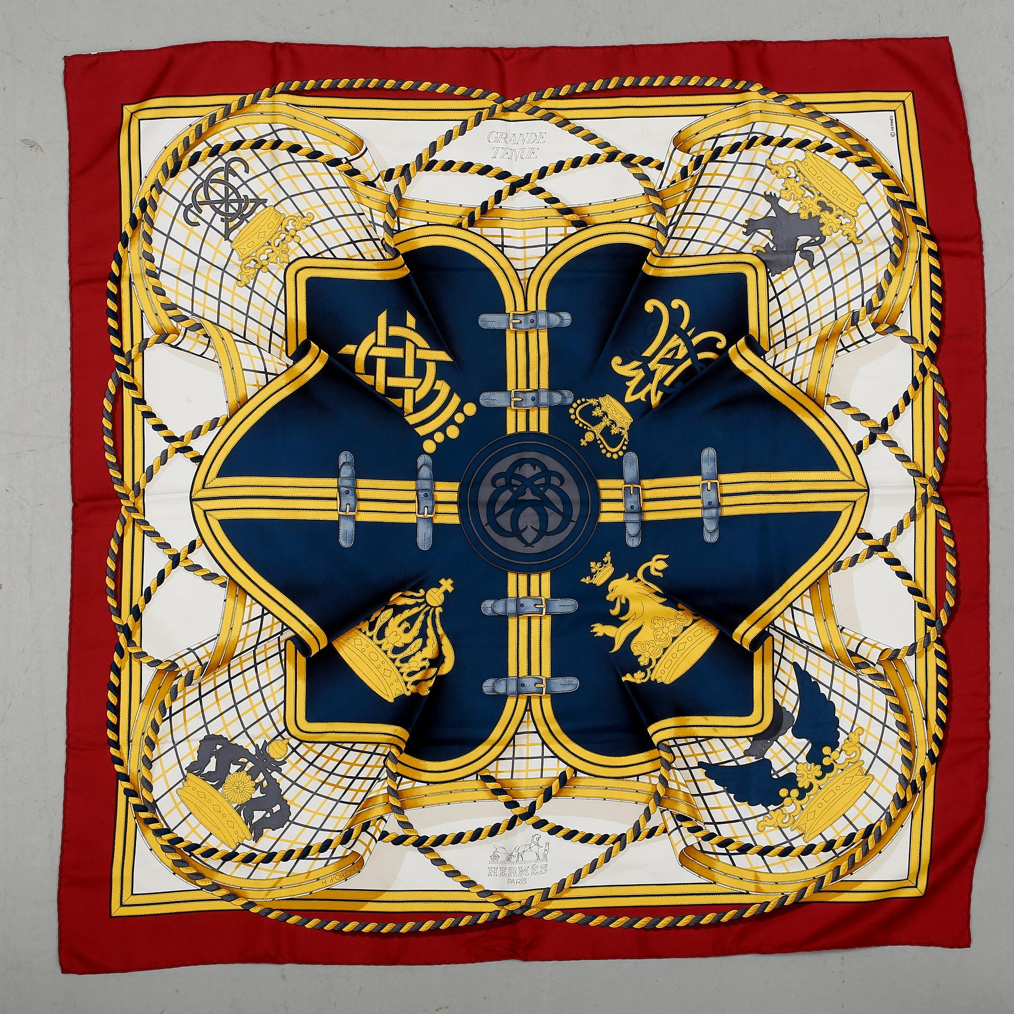 SCARF, "Grande tenue" Hermès.