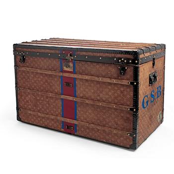 493. LOUIS VUITTON, a Monogram canvas trunk, late 19th/early 20th century.