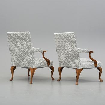 KARMSTOLAR, ett par, barockstil, 1900-tal.