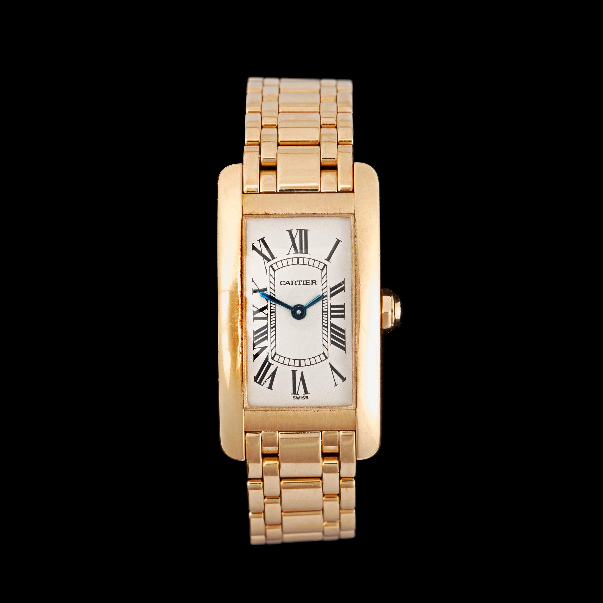 Cartier Tank Americaine. Gold. Quartz. 19 x 28 mm. 1990s.