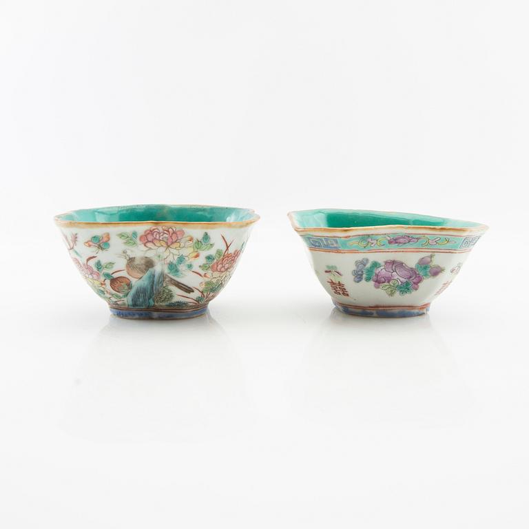 Bowls 2 pcs China 19th century porcelain.