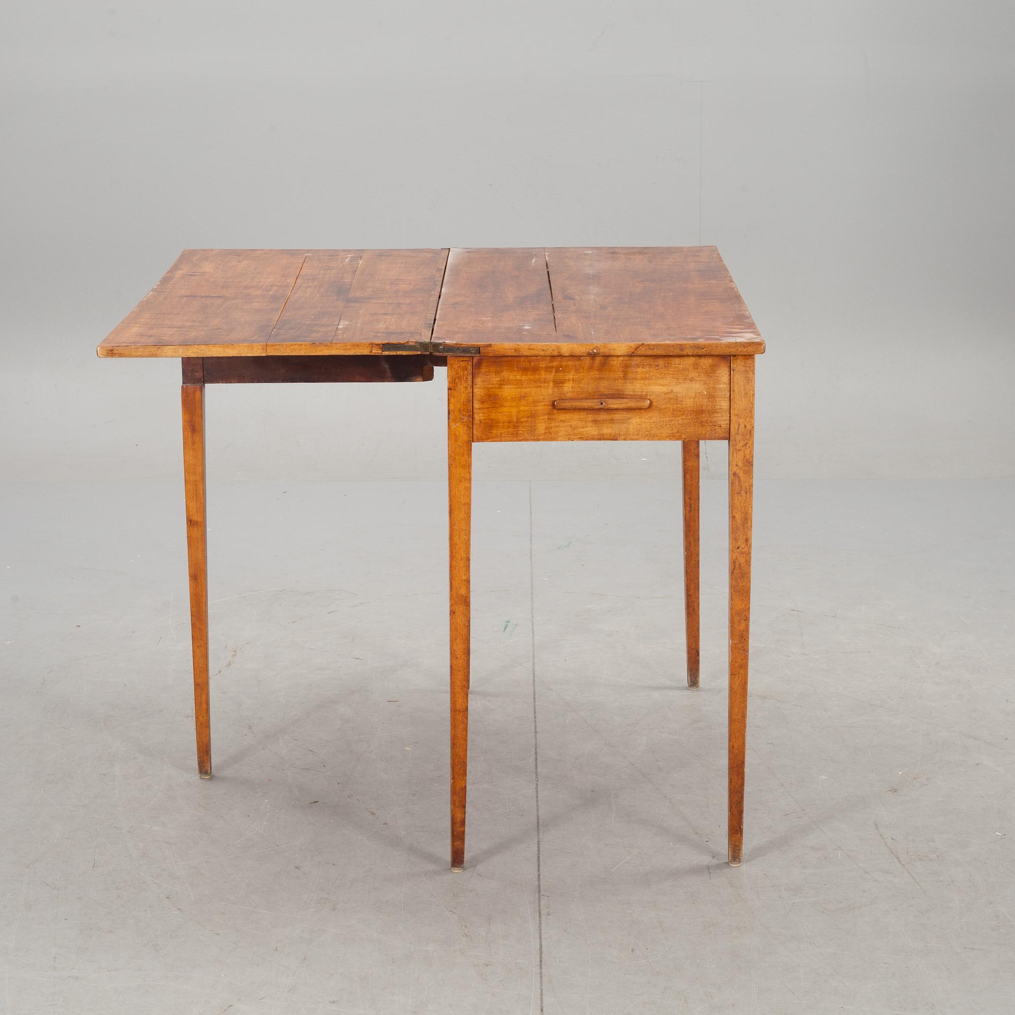 SPELBORD, gustaviansk-stil, 1800-tal.