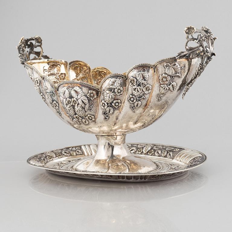 Jardinjär med fat, sterlingsilver, Grekland, 1900-tal.