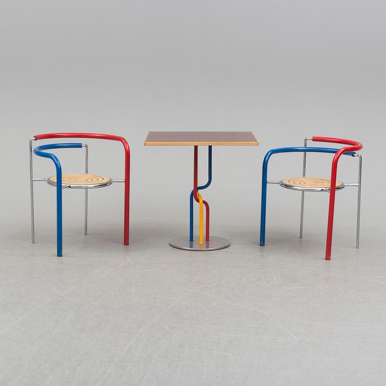 RUD THYGESEN & JOHNNY SøRENSEN, table and two chairs, "Dark Horse", for Botium, last quarter of the 20th century.