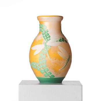 252. a unique cameo glass vase, Reijmyre, executed by Axel Enoch Boman in 1913.