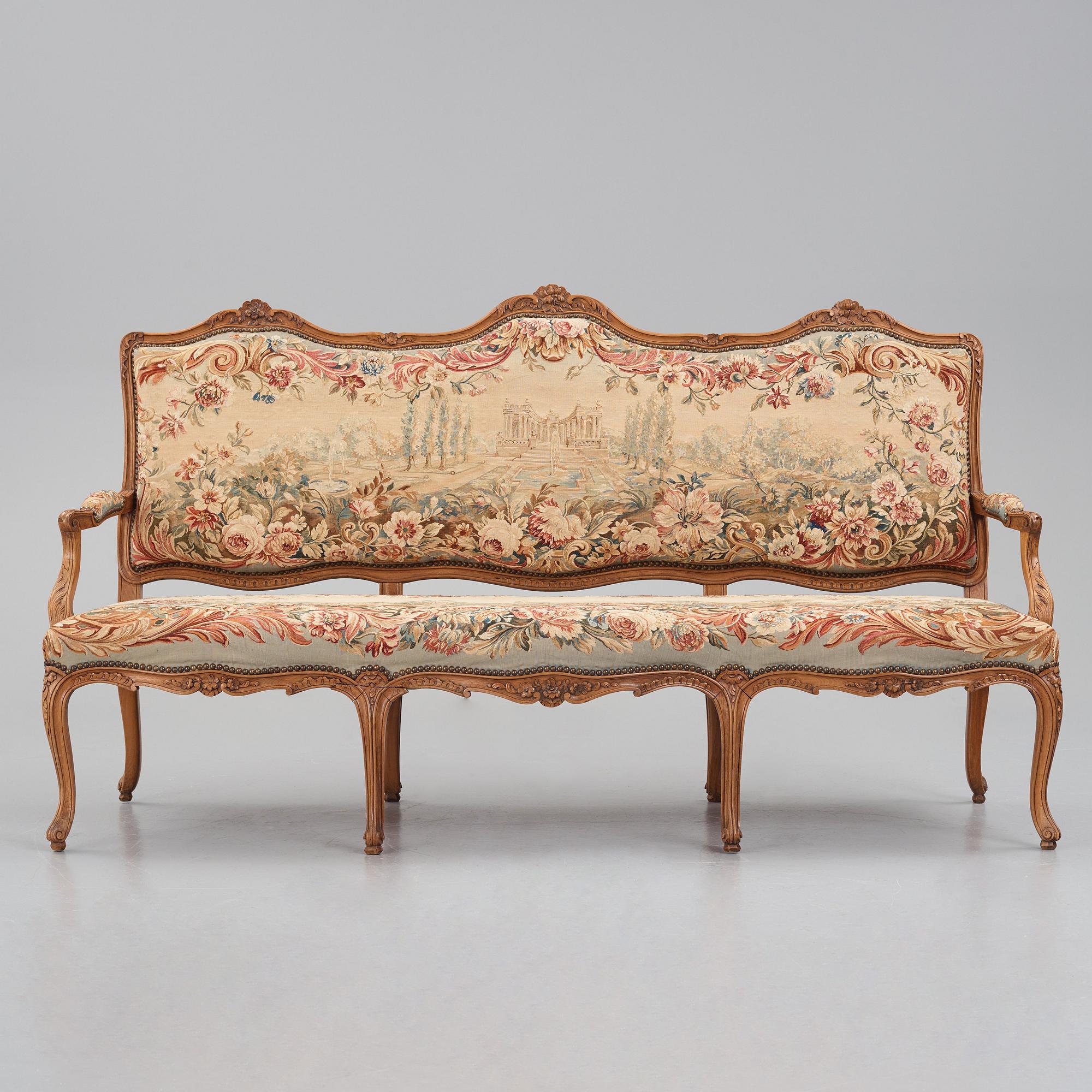 Karmstolar, sex stycken, Frankrike 1700-talets mitt, Louis XV. (Soffa 1800-tal medföljer).