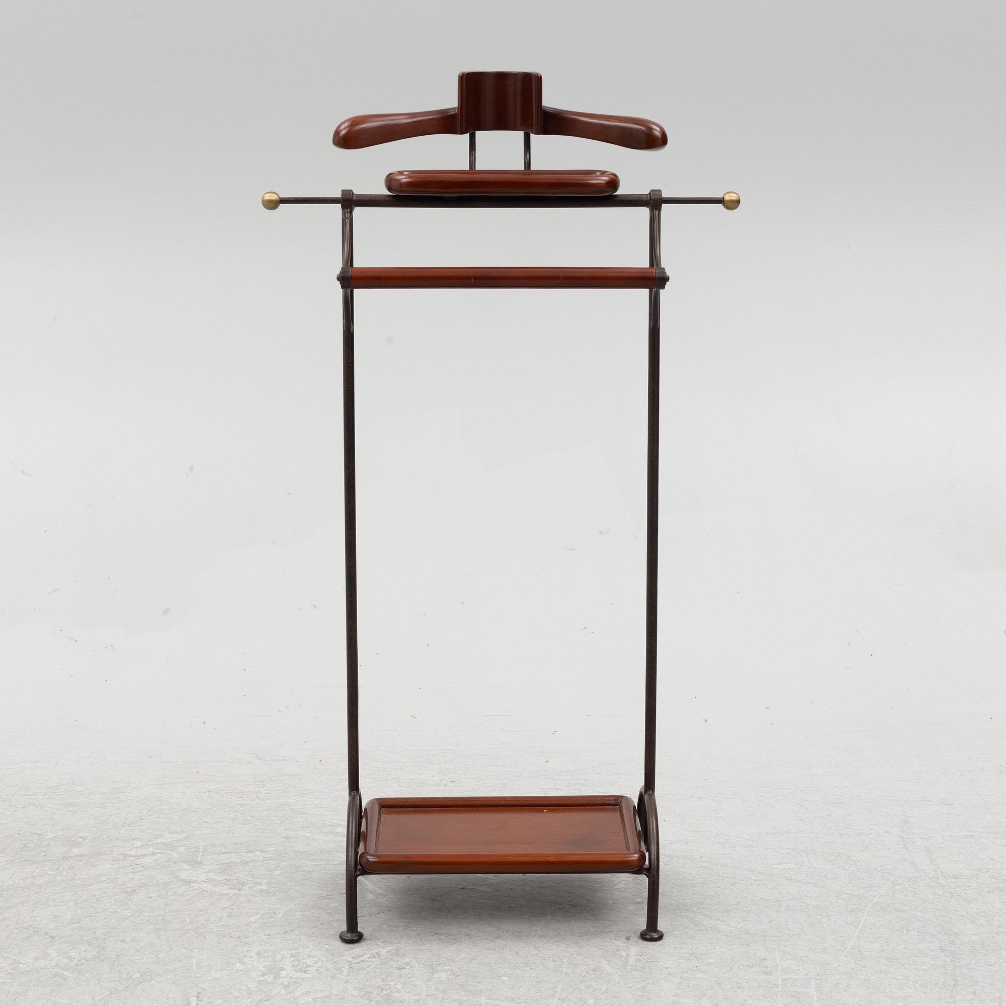 A gentleman's valet/clothes stand, Grange, France, end of te 20th century.