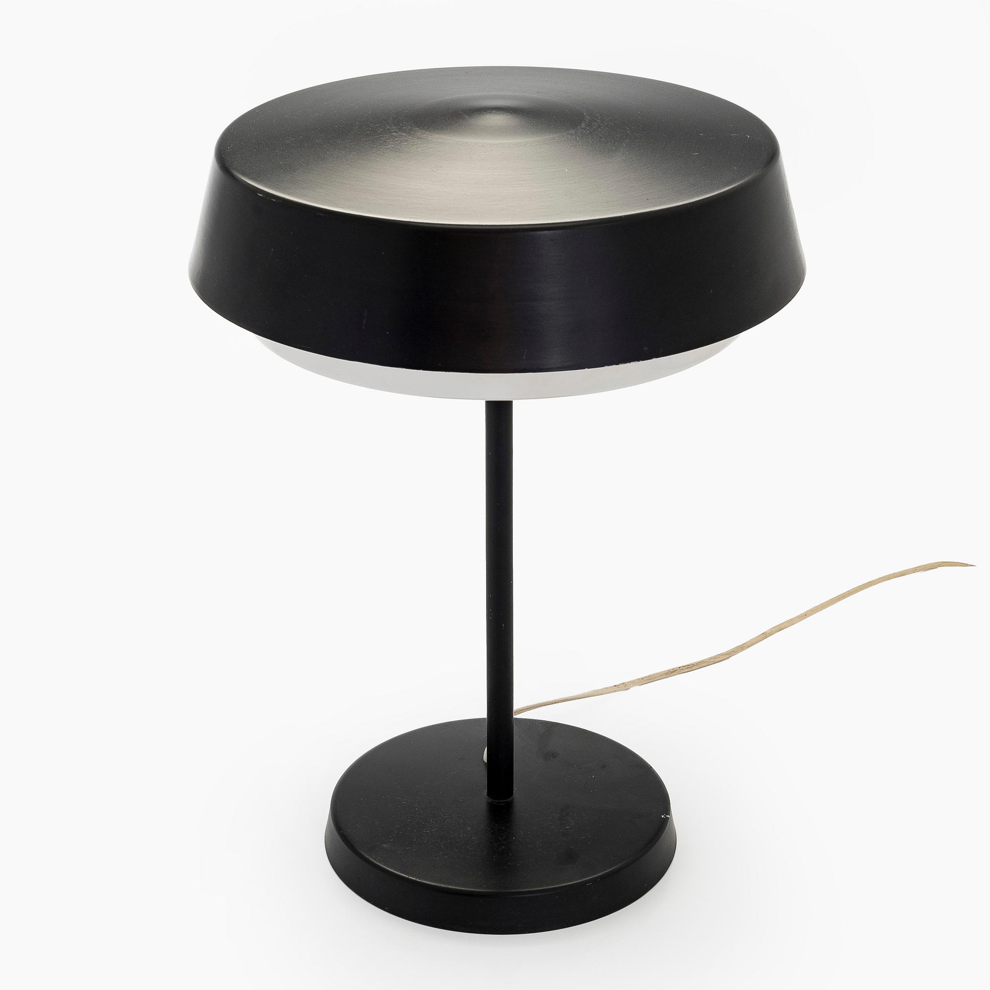 Voitto Haapalainen, Bordslampa, modell M5-9, Idman, 1960-tal.