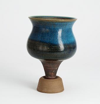 A Wilhelm Kåge 'Farsta' stoneware vase, Gustavsberg studio 1957.