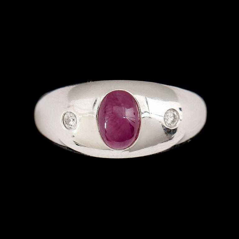 RING, 18 k vitguld, med rubin och briljantslipade briljanter 0.10 ct, AWC. Total vikt ca 6 g.