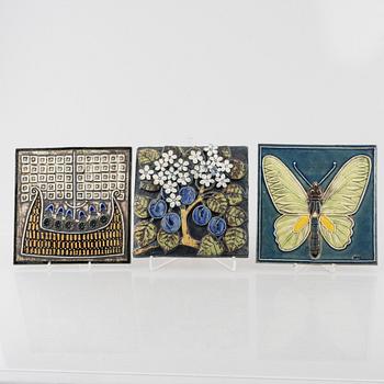 Lisa Larson, väggreliefer, 3 st, stengods, Gustavsberg.