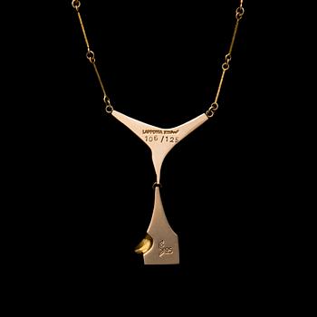 BJÖRN WECKSTRÖM, PENDANT. 18K gold and platina, Corona Austrina, Lapponia 1987.