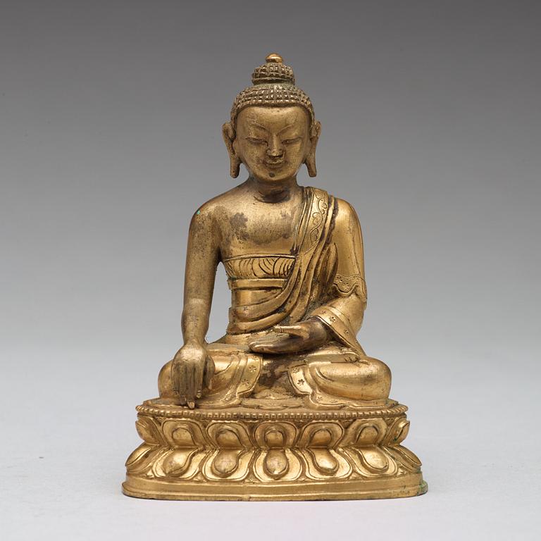 Two copper alloy figures of buddha, Sino-Tibetan, circa 1900.