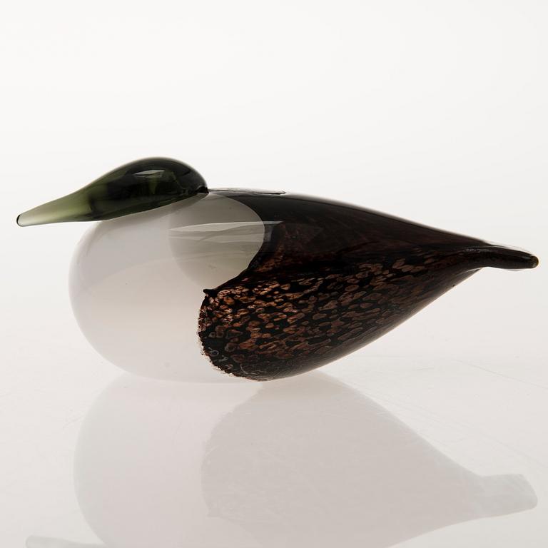 OIVA TOIKKA, Two glass birds, signed.
Nuutajärvi, Finland.