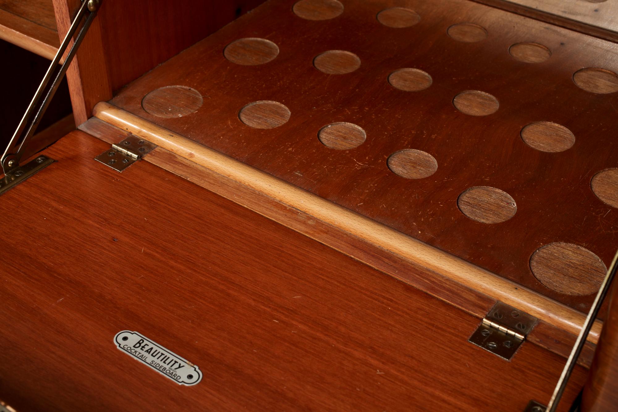 BARSKÅP/SIDEBOARD, "Beautility", England, 1900-talets andra kvartal.