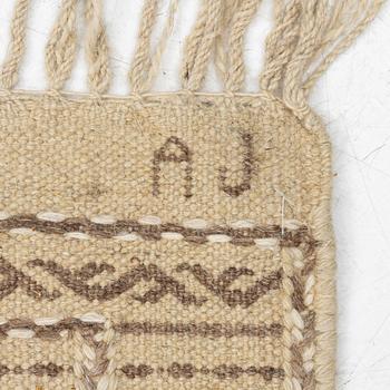 Matta, slätvävd, signerad AJ, ca 306 x 193 cm.