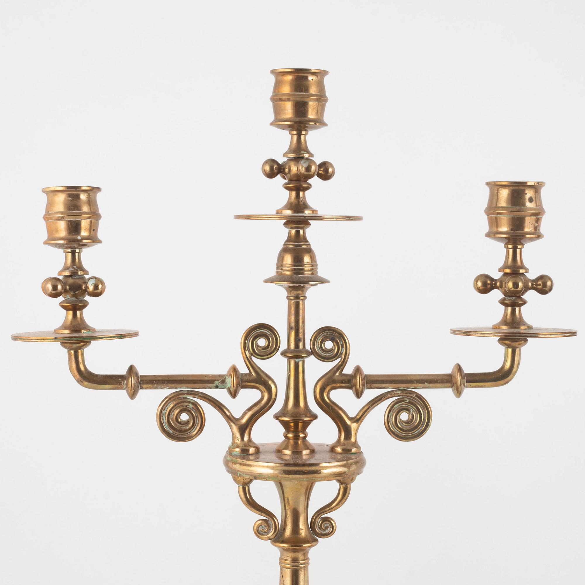 Kandelabrar, ett par, Gusums Bruk, omkring år 1900.