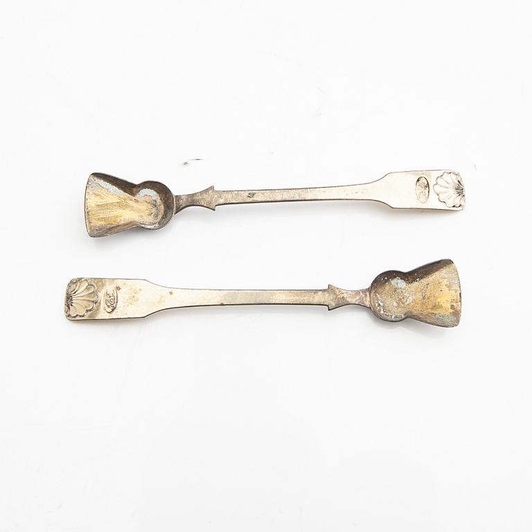 Petter Adolf Sjöberg saltkar ett par samt skedar Sengustavianska silver Stockholm 1820.