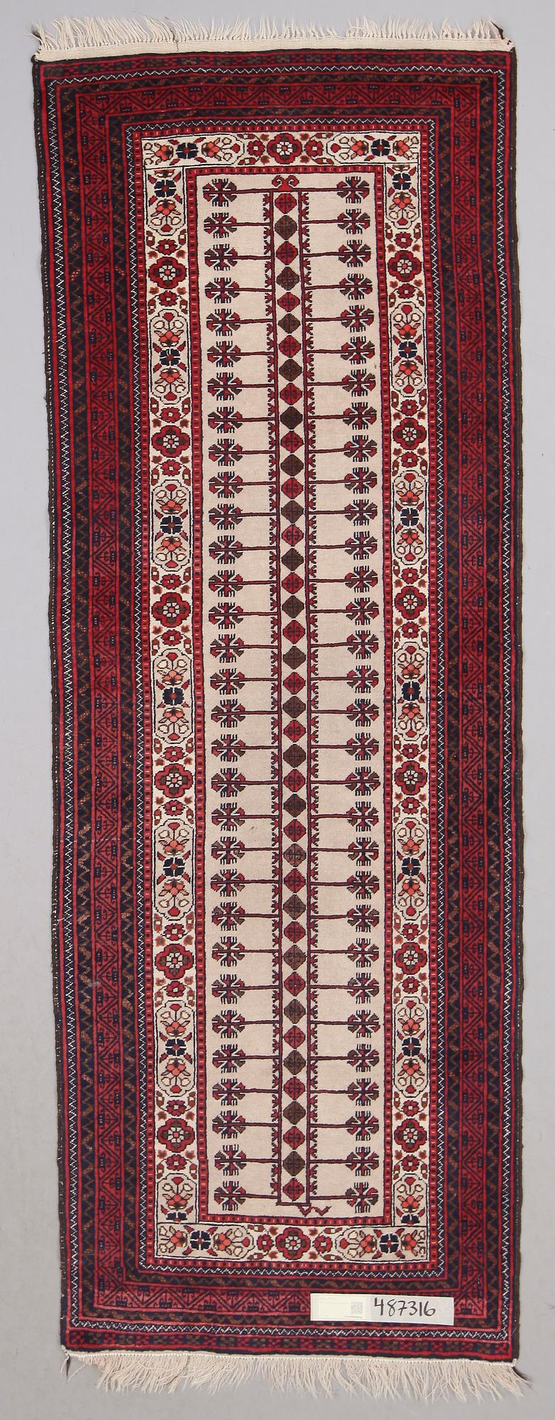 MATTA, orient, galleri, ca 246 x 88 cm.