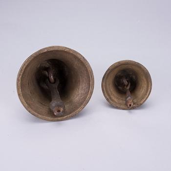 SKEPPSKLOCKOR, 2 st, mässing, 1900-tal.