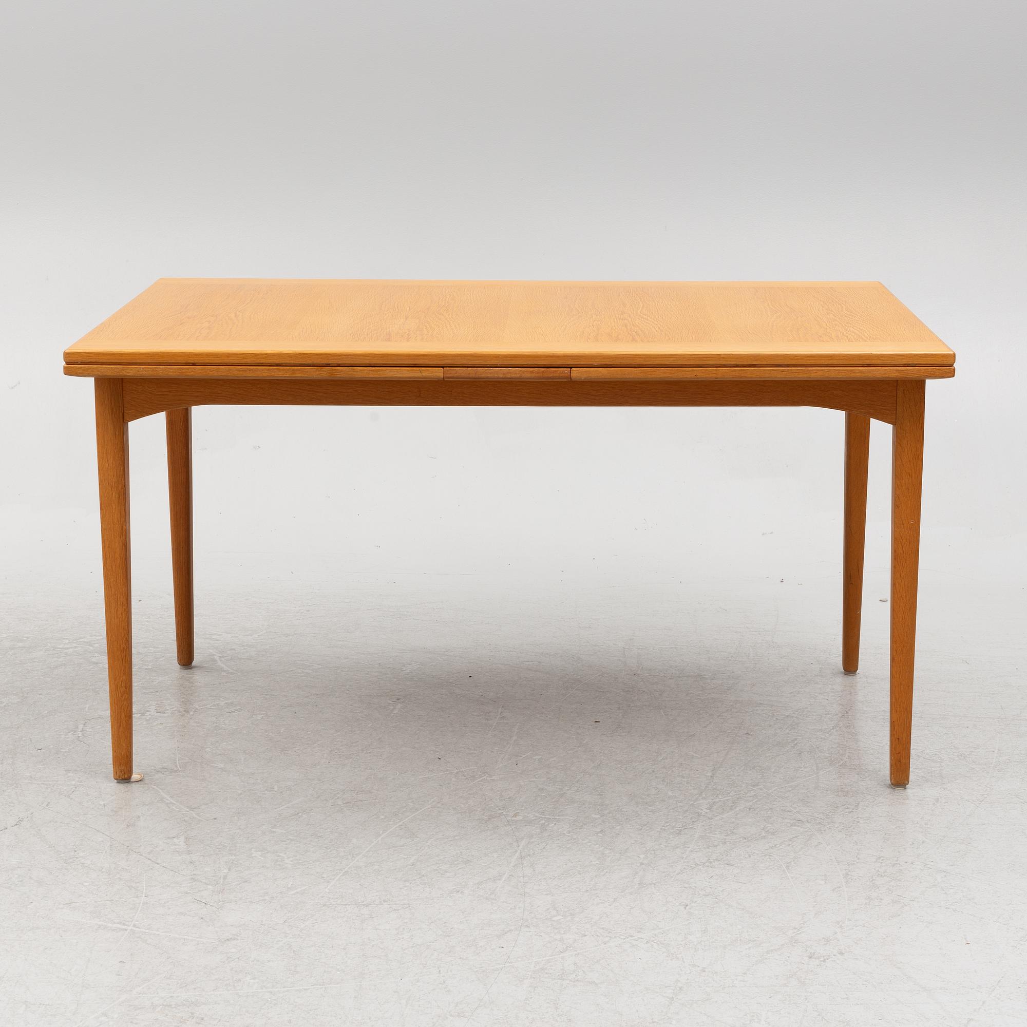 Carl Malmsten, dining table, "Calmare key", Åfors furniture factory.