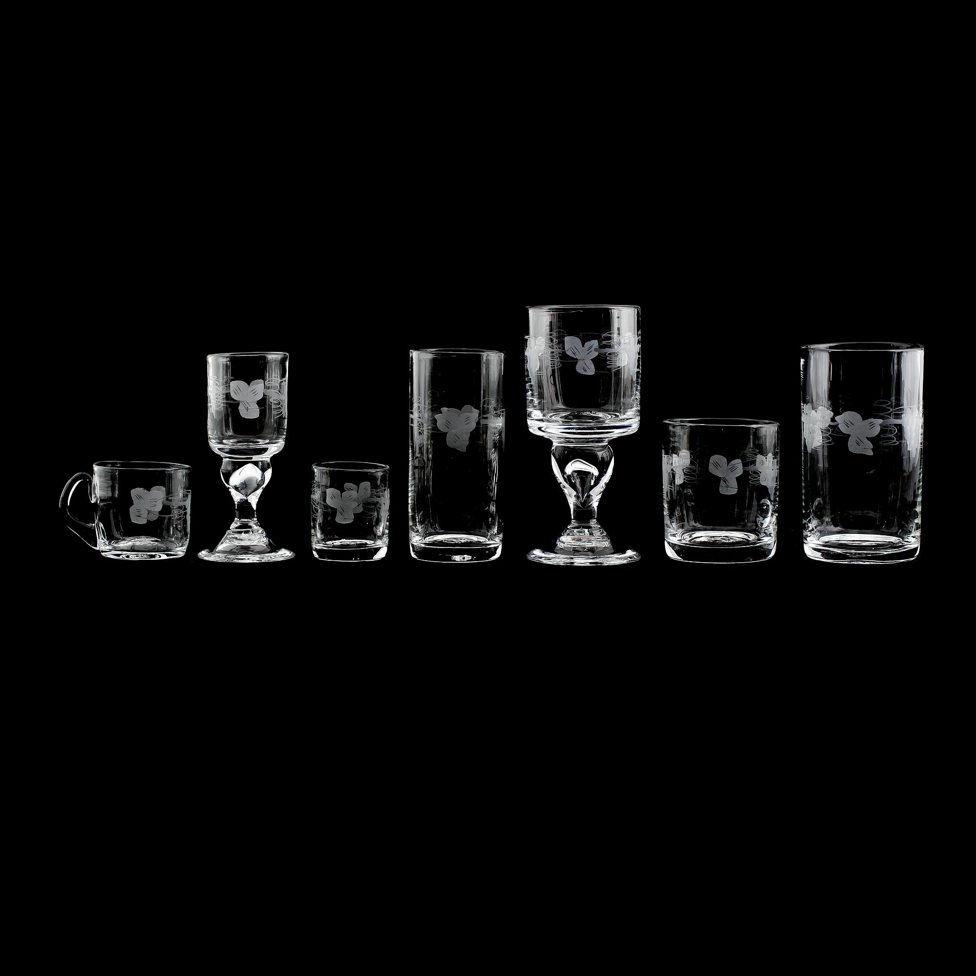 GLASSERVIS, 78 delar, "Swedish old", Reijmyre.