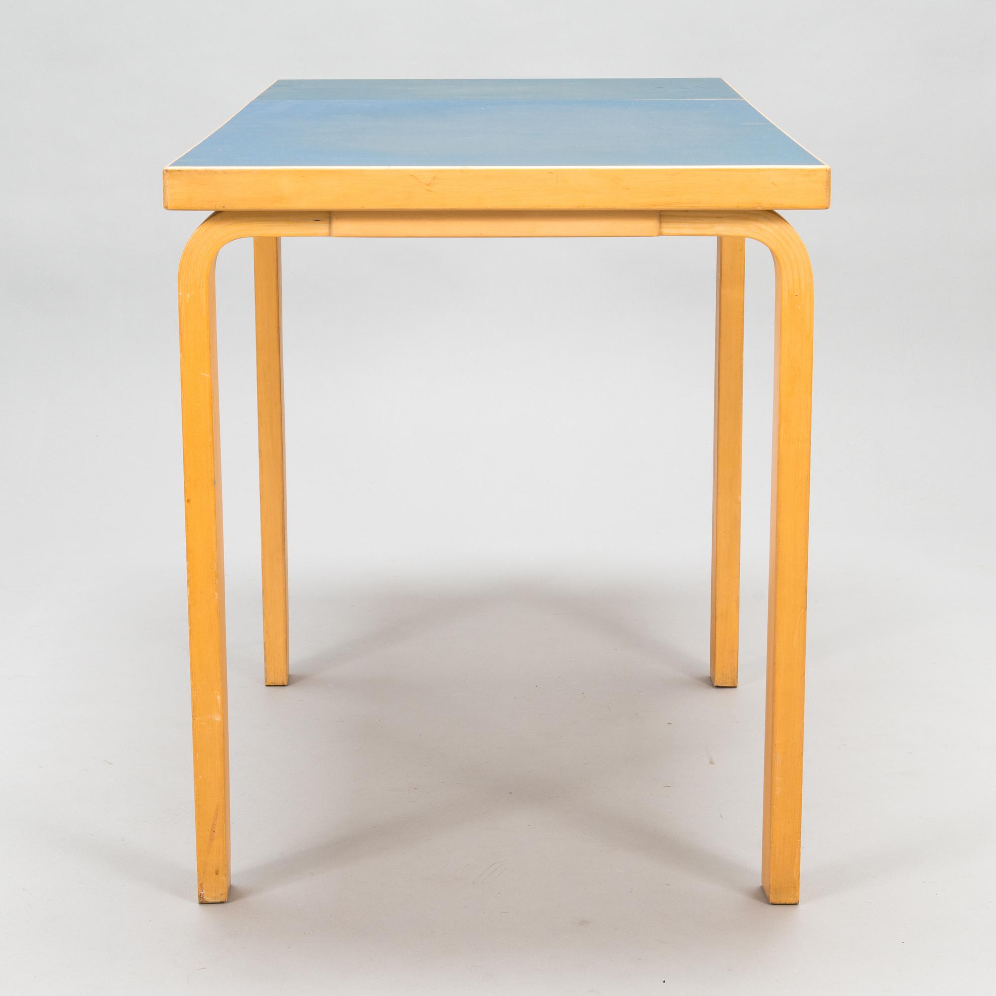 Alvar Aalto, klaffipöytä, Artek, 1900-luvun puoliväli.