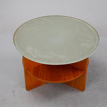 Bo Notini, a Swedish Modern elm veneered and etched glass coffee table from Glössner & Co, 1940's.