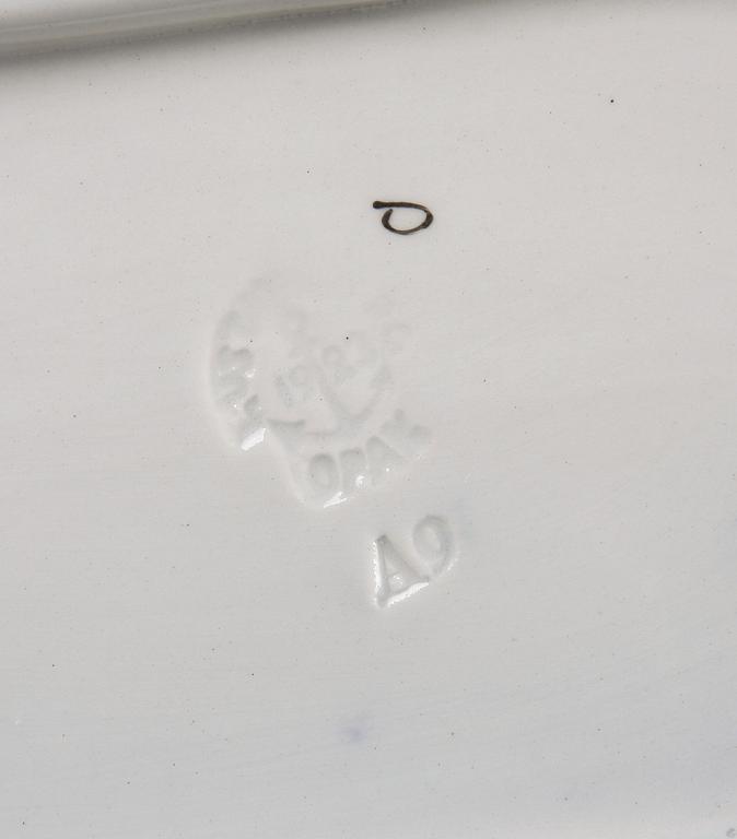 MATSERVIS, porslin, Gustavsberg, 72 delar. 1900-talets första hälft.