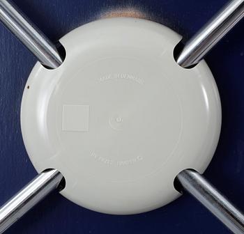 STOLAR, 5 st, "Sjuan", Arne Jacobsen för Fritz Hansen, Danmark, 1989.