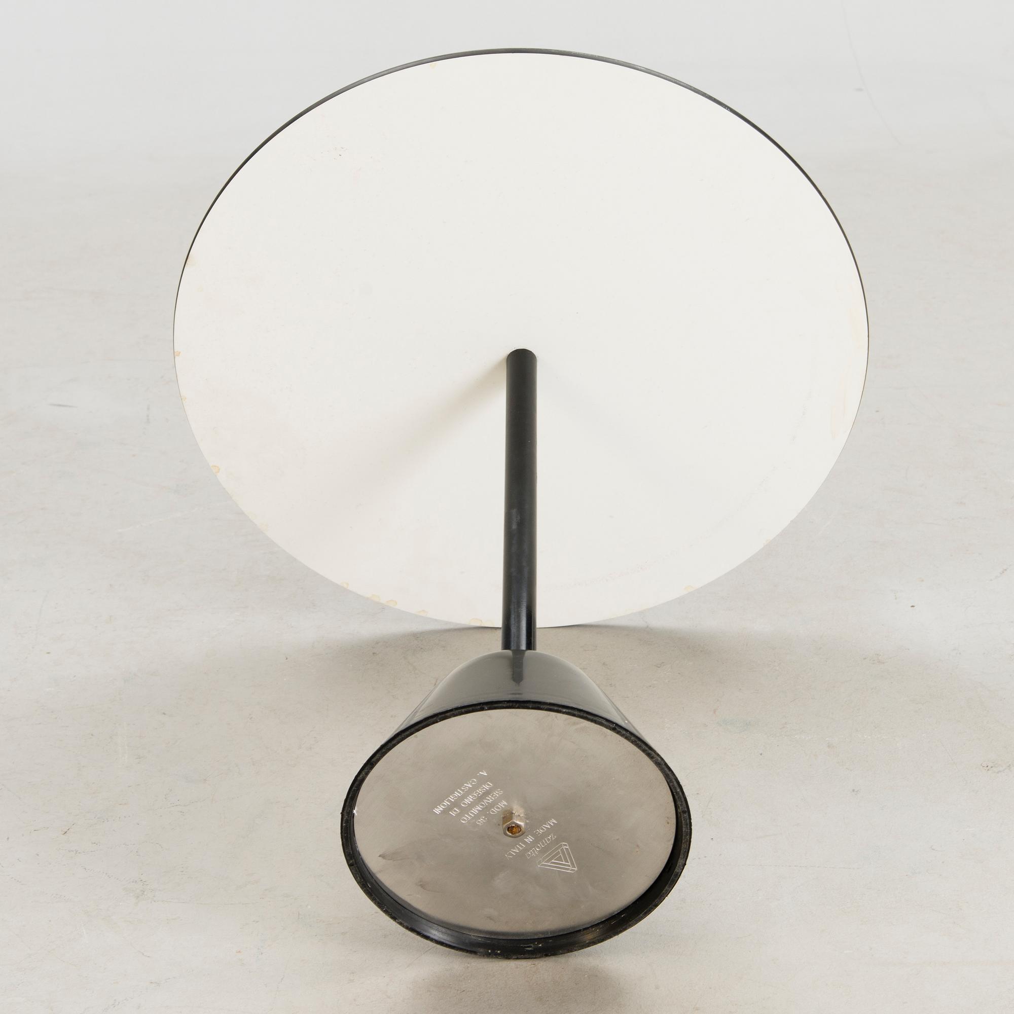 ACHILLE CASTIGLIONI, SIVUPÖYTÄ, "Servomuto", Zanotta, Italia. Malli muotoiltu v. 1974.